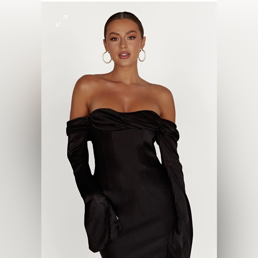 Meshki Black Off-Shoulder Maxi Dress